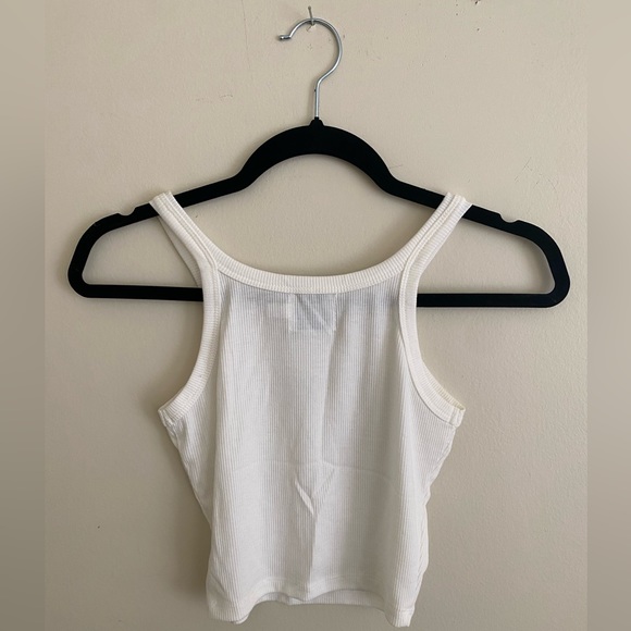 Princess Polly White Butterfly Tank - Picture 2 of 3